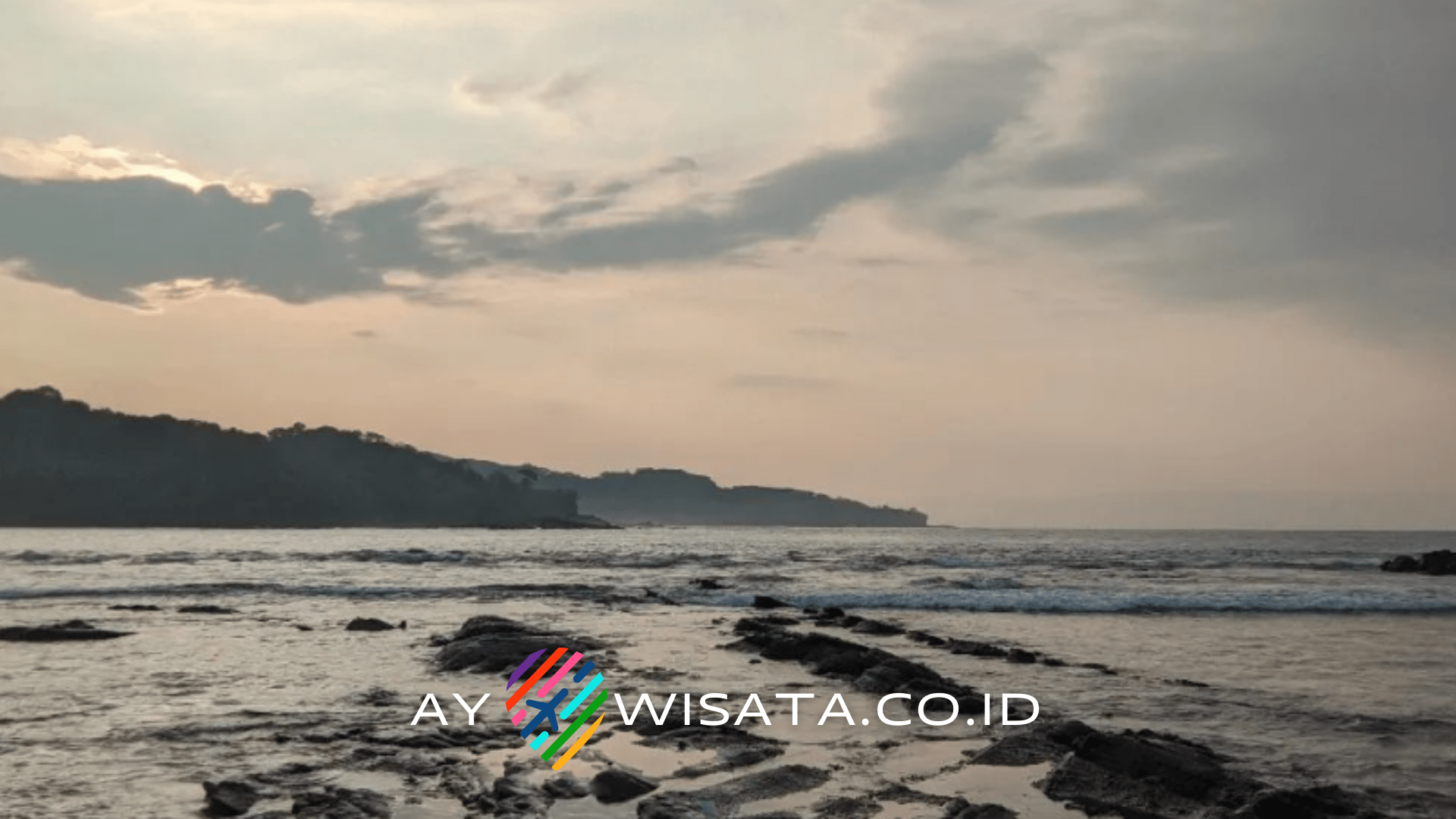 4 Aktivitas Mengasyikan di Pantai Sawarna Banten untuk Liburan yang Mengesankan