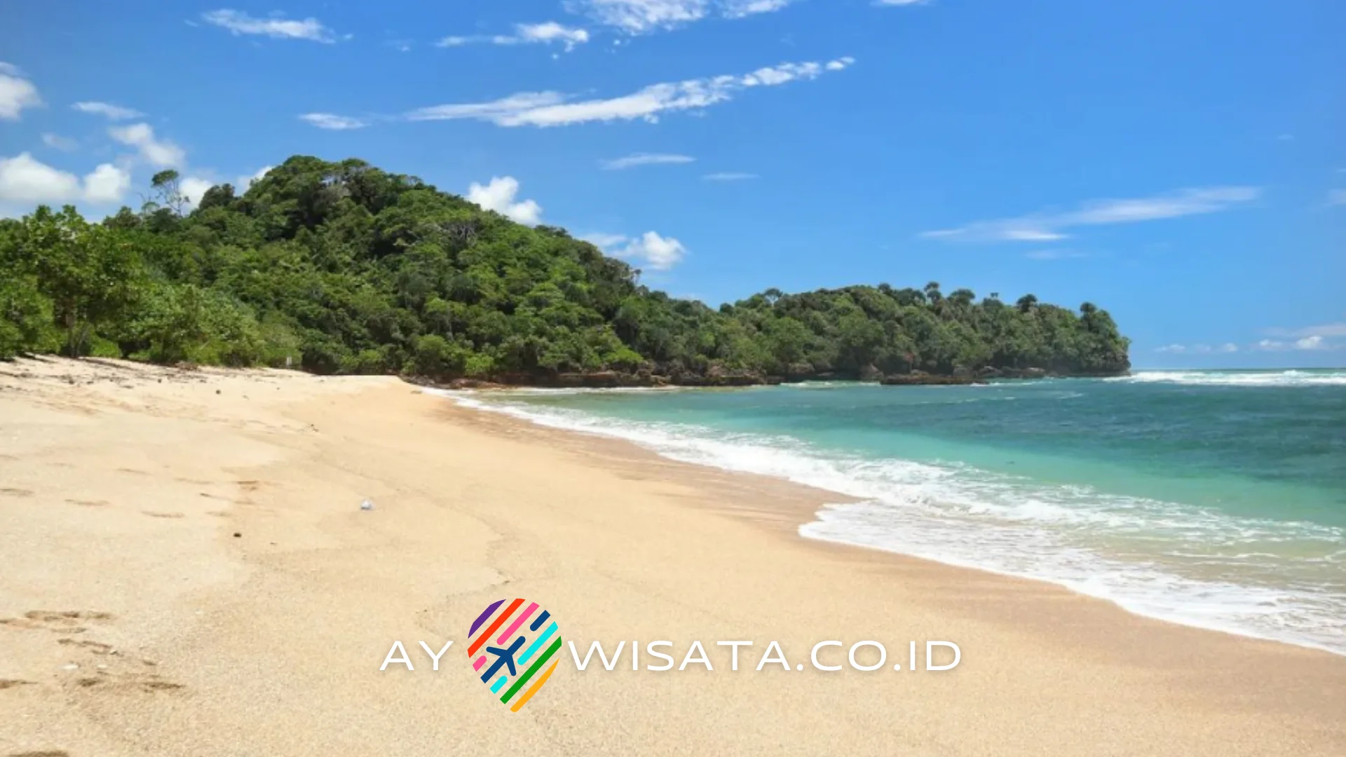 10 Pesona Alam Pantai di Malang yang Wajib Kamu Kunjungi