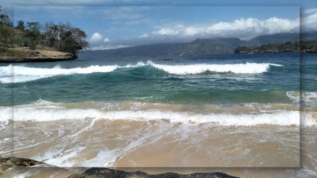 Keindahan yang Dimiliki Pantai Coro Tulungagung