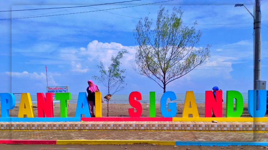 8 Aktivitas Seru di Pantai Sigandu Kabupaten Batang: Objek Wisata Pantai yang Disulap Menjadi Lebih Kekinian