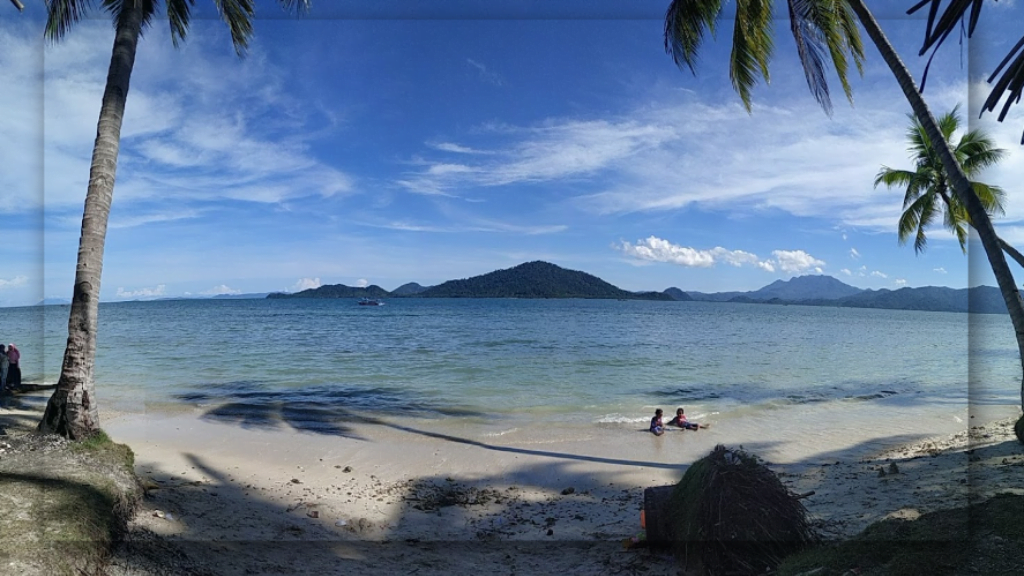 Pantai Ketapang di Lampung: Keindahan Gerbang Pesona Wisata Di Pulau Sumatera