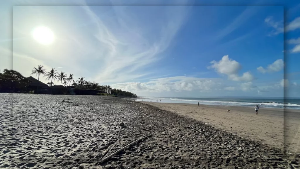 Pantai Petitenget di Bali: Destinasi Seru di Bali yang Wajib Dikunjungi