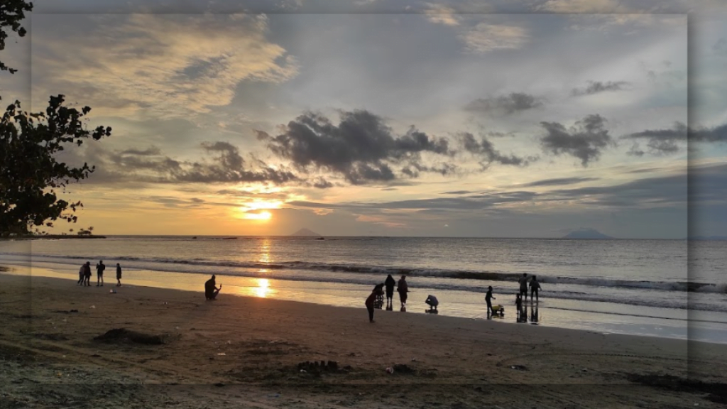Pantai Lagundi Anyer di Banten: Healing Seru dengan Segudang Fasilitasnya Yang Menarik