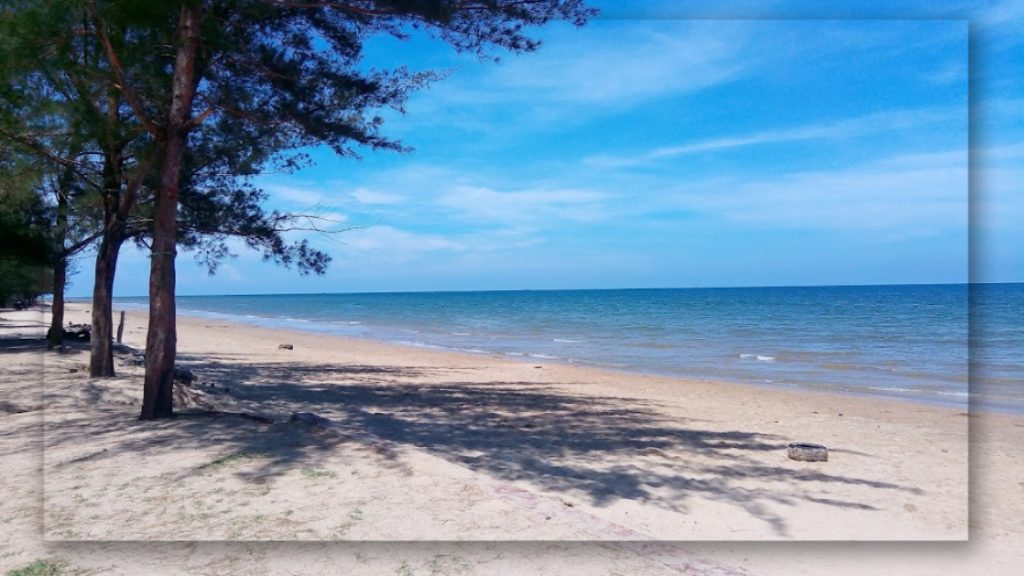 Pantai Manggar di Kalimantan Timur: Menikmati Lembayung Senja Hingga Melakukan 8 Aktivitas yang Tiada Habisnya