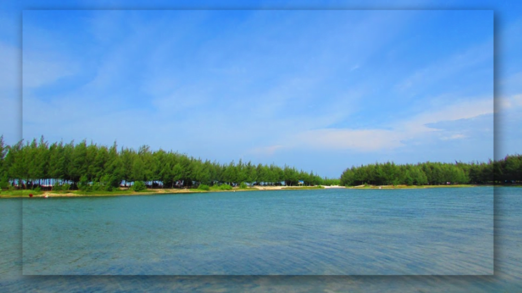 Daya Tarik Keindahan yang Dimiliki Pantai Remen Tuban