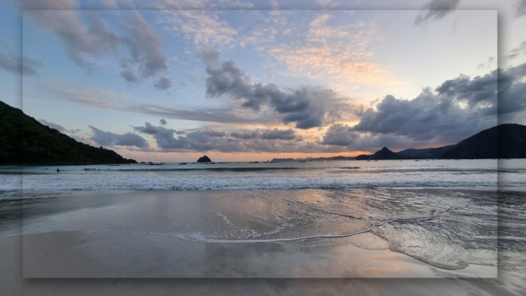 Daya Tarik yang Dimiliki Pantai Selong Belanak di NTB