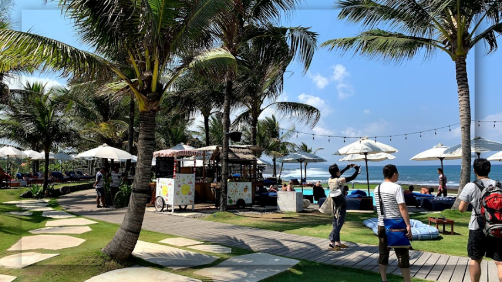 Fasilitas yang Ada di Pantai Keramas