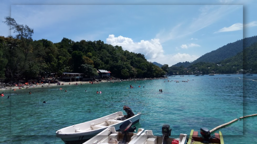 Kegiatan Seru di Pantai Iboih Aceh