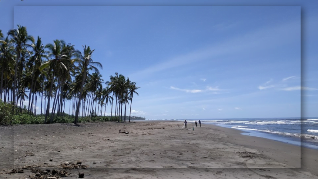 Mengenal Sejarah Pantai Medewi di Bali