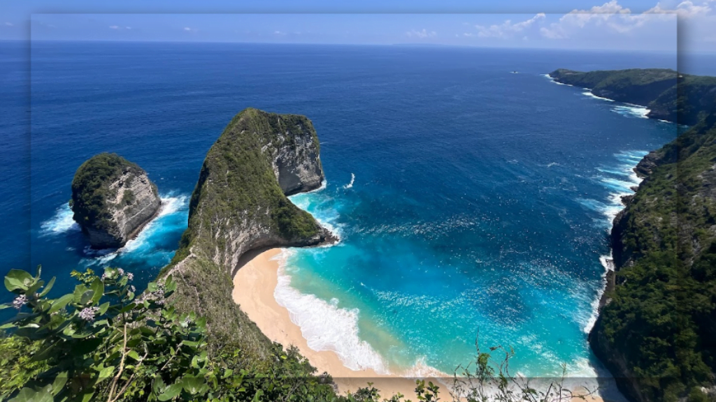 Pantai Kelingking di Bali: Destinasi Wisata yang Harus Kamu Kunjungi Sebelum Terlambat