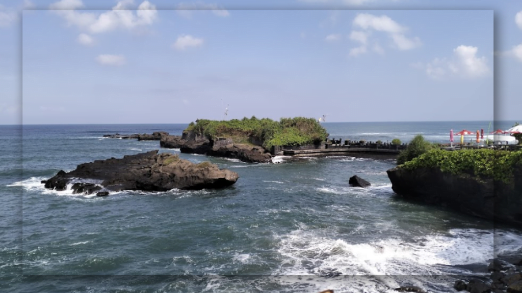 Pantai Mengening