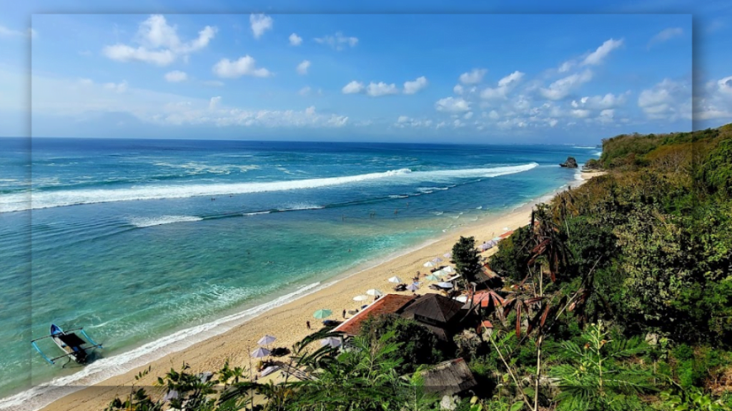 Pantai Thomas di Bali: Pesona Keindahan dan Aktivitas Liburan yang Mengasyikkan
