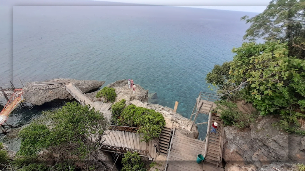 Akses dan Lokasi Pantai Apparalang di Sulawesi Selatan