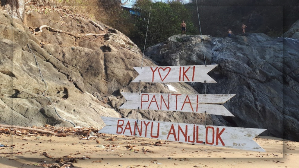 Akses dan Lokasi Pantai Banyu Anjlok di Malang