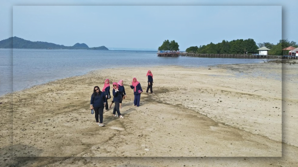 Aktivitas Seru yang Bisa Dilakukan di Pantai Dewi Mandapa