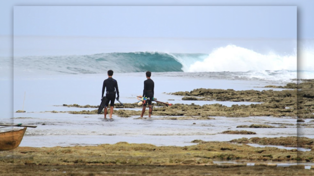 Aktivitas Seru yang Bisa Dilakukan di Pantai Sorake