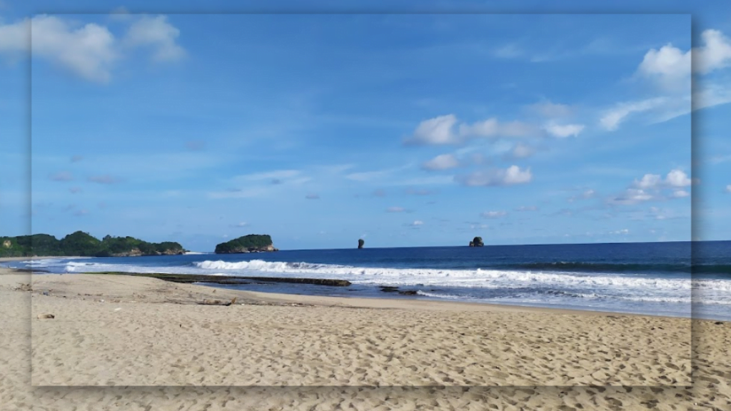 Keindahan yang Dimiliki Pantai Bajulmati