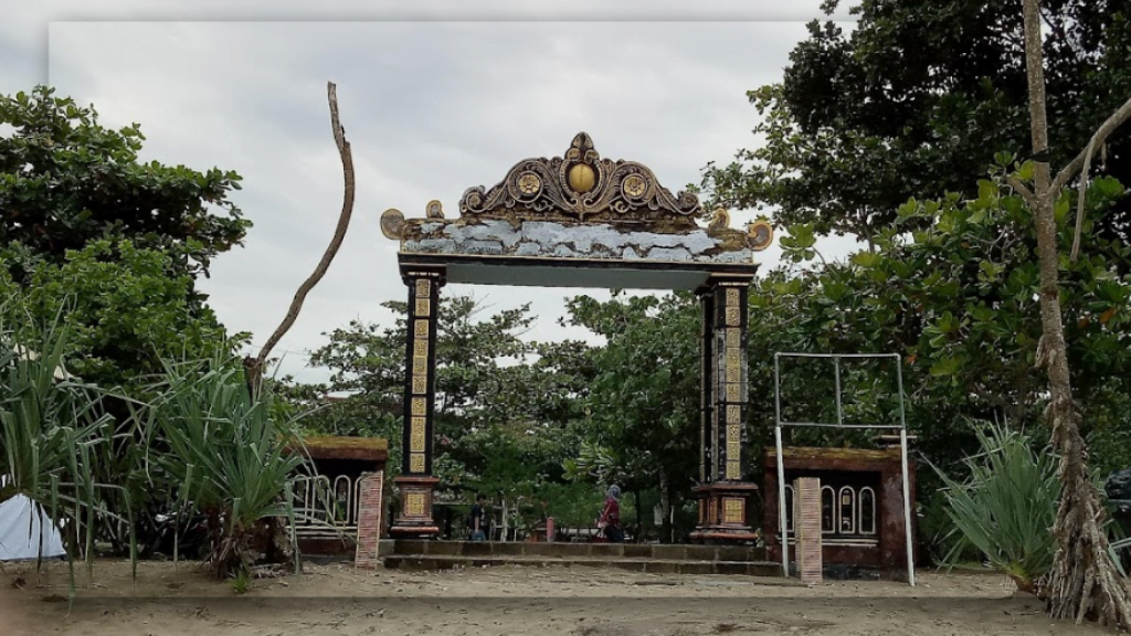 Mengenal Sejarah Pantai Ngantep di Malang