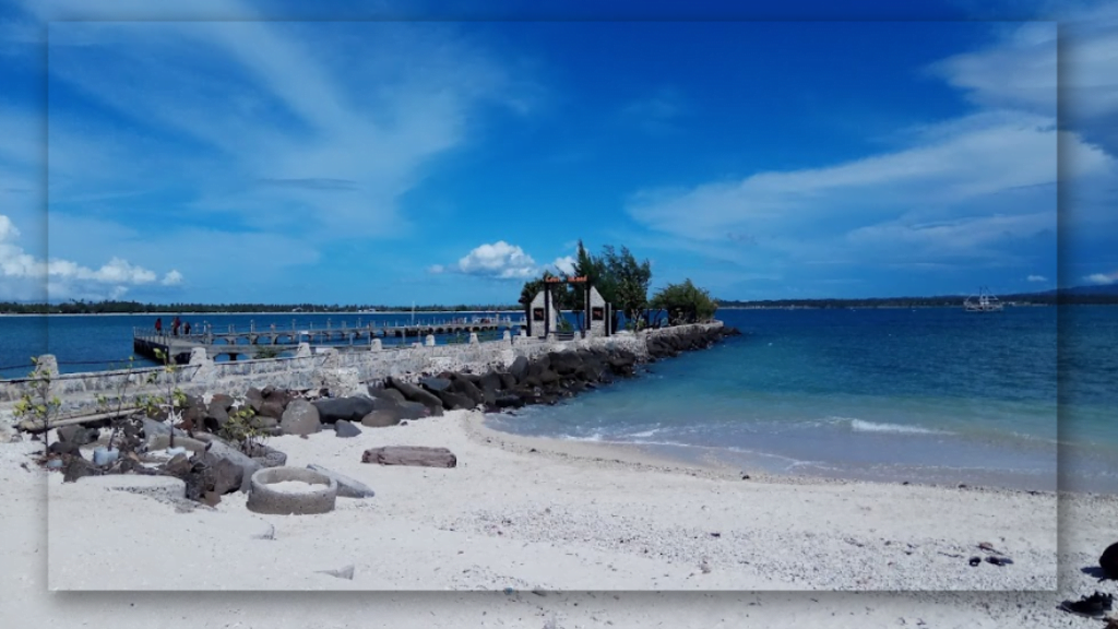 Mengenal Sejarah Pantai Sapenan di Lampung