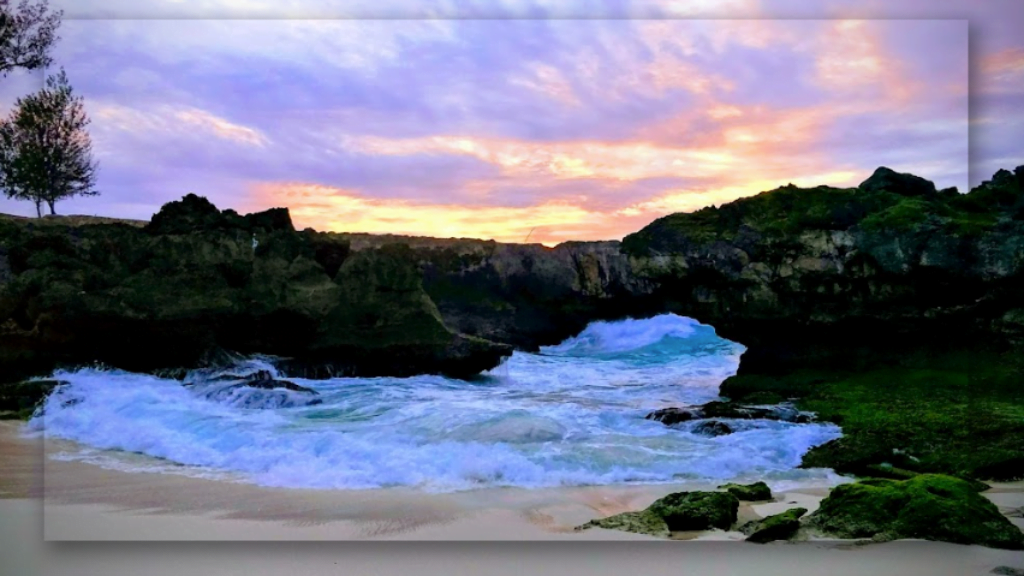 Pemandangan Matahari Terbenam