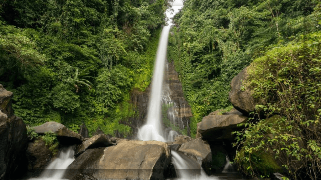 Air Terjun Gitgit: Keindahan Alam Bali yang Menakjubkan