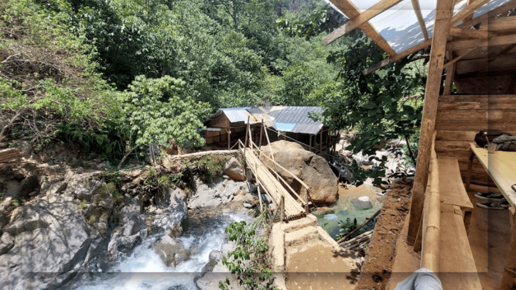 Fasilitas yang Tersedia di Curug Cibaliung