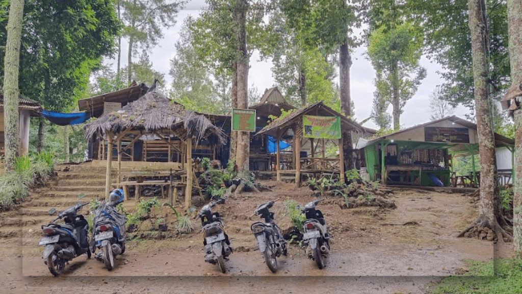 Fasilitas yang Tersedia di Curug Citambur