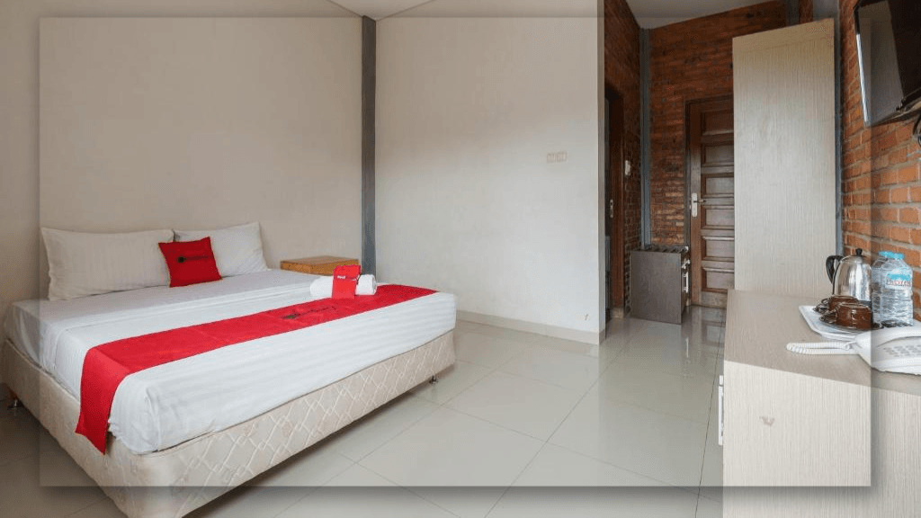 RedDoorz Plus @ Hotel Negeri Baru Lodaya Puncak