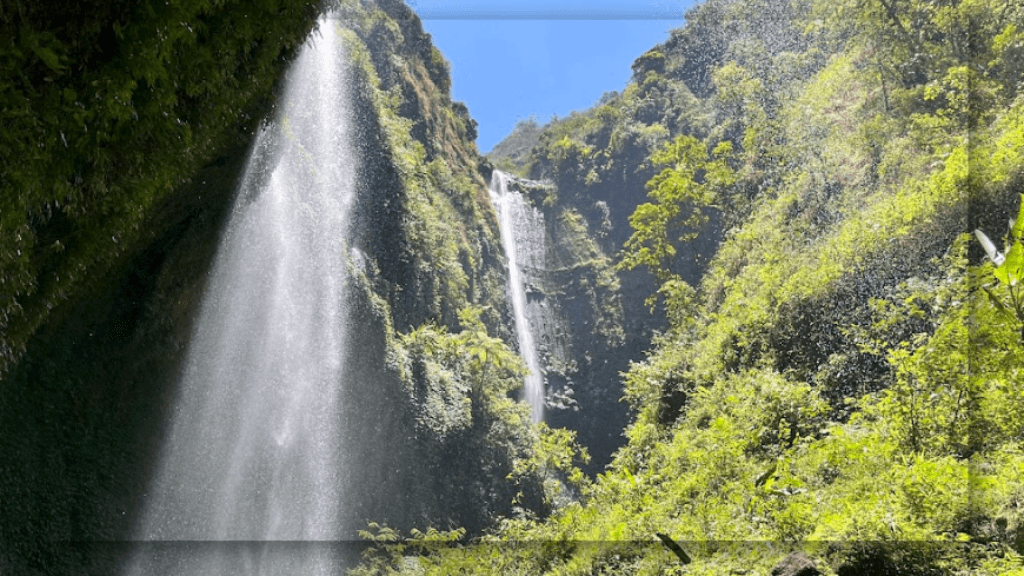 Sekilas Tentang Air Terjun Madakaripura