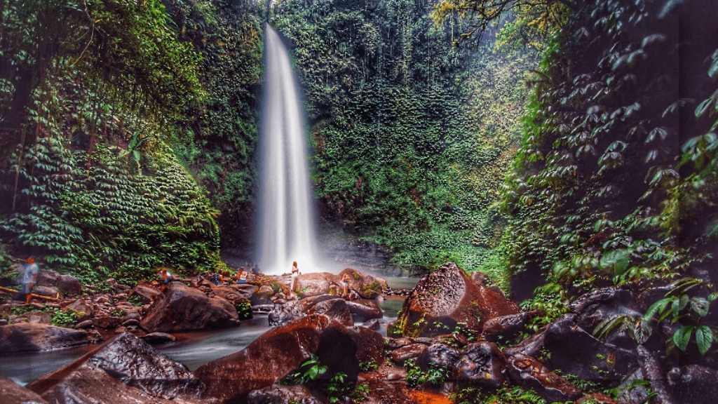 Daya Tarik yang Dimiliki Air Terjun Nungnung