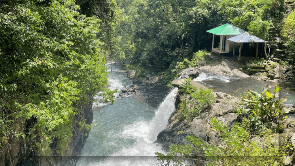 Fasilitas yang Tersedia di Air Terjun Aling-Aling