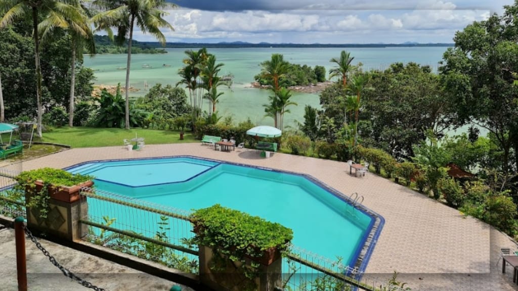 Fasilitas yang Tersedia di Pantai Bukit Berahu