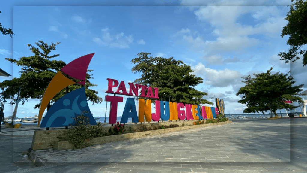 Fasilitas yang Tersedia di Pantai Tanjung Kelayang