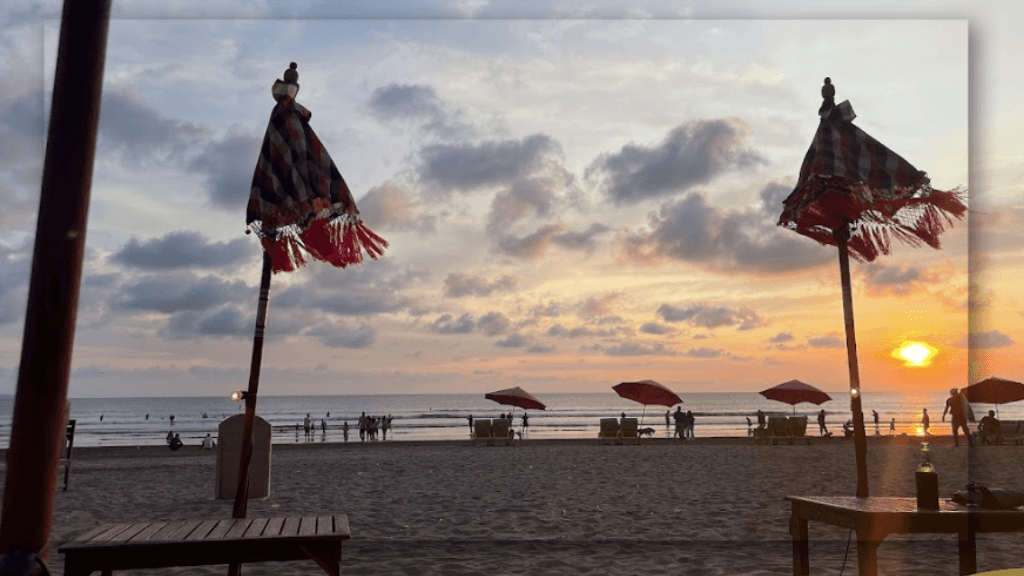 Sekilas Tentang Double Six Beach Bali