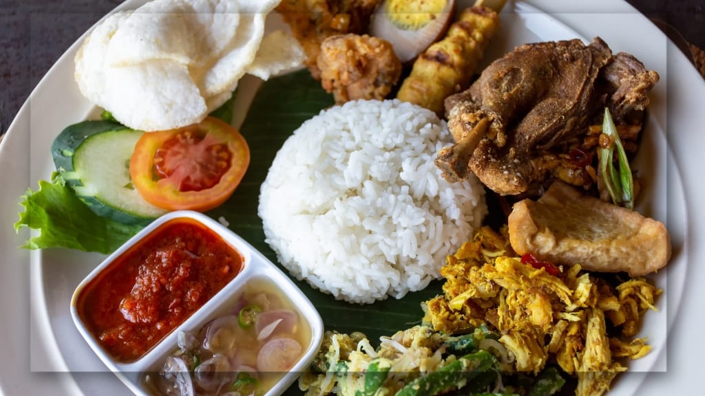 Makanan Khas Bali di Sekitar Pantai Bias Tugel