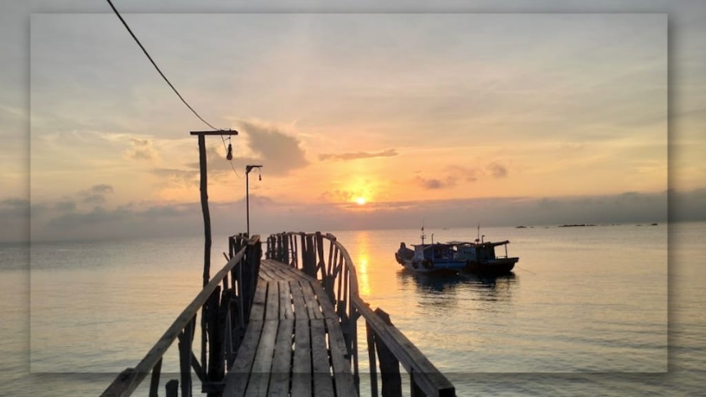 Pemandangan Sunset yang Memukau