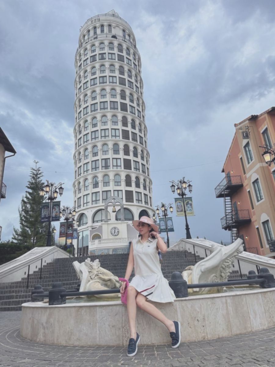 8 Potret Angel Karamoy saat ke Toscana Valley Thailand